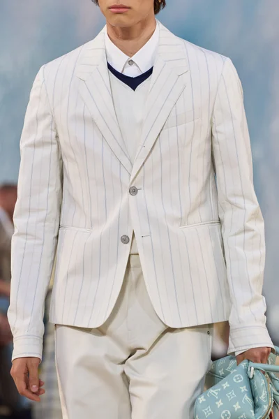 Look 151
